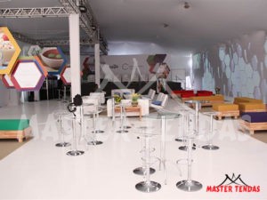 Estrutura completa pisos, arquibancada e palco - Master Tendas